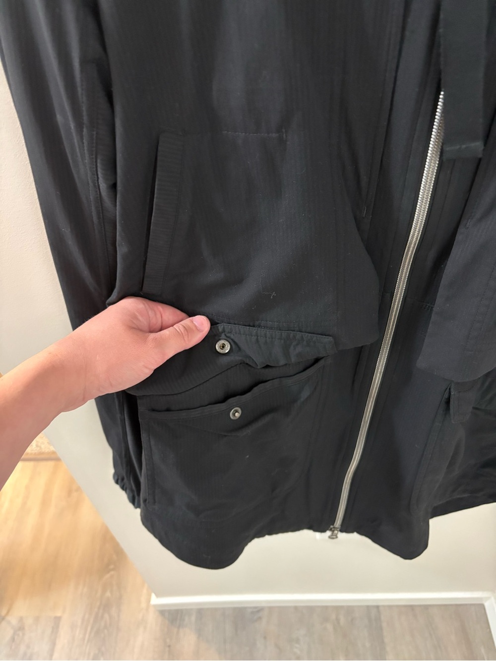 Black Lululemon Women's Zip-Front Raincoat - Picture 4 of 9